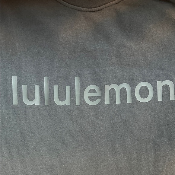 lululemon athletica  Black Crewneck Sweatshirt - Picture 2 of 4